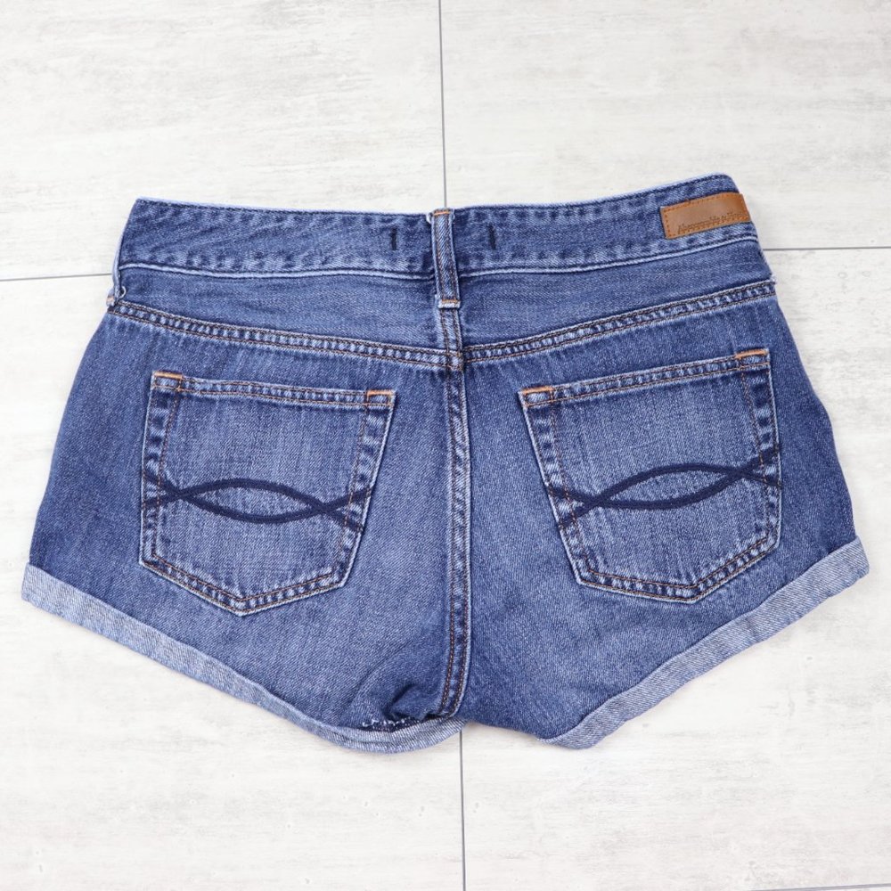 Abercrombie & Fitch Button Fly Distressed Shorts - Picture 9 of 10